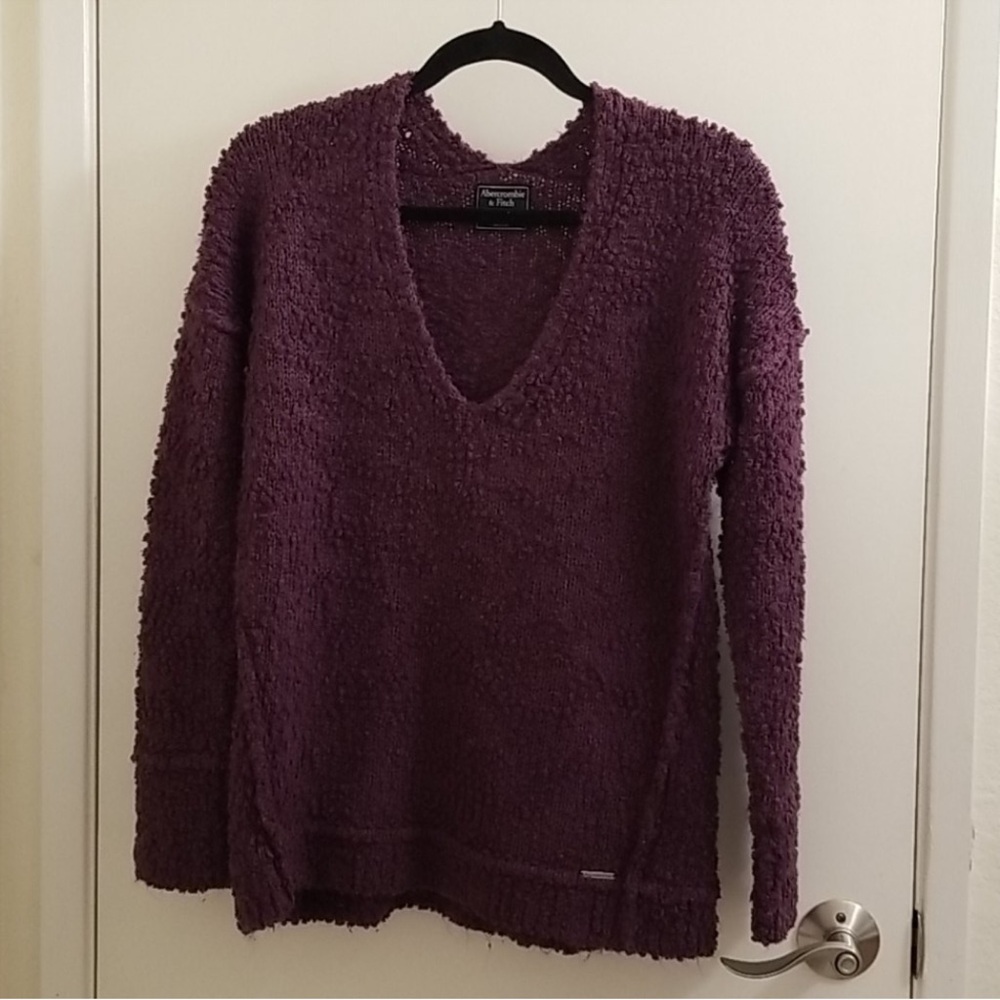 Abercrombie & Fitch Sweater